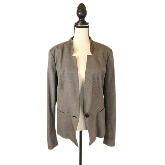 Women's Ann Taylor Gray Plaid Single Breasted Blazer - Picture 2 of 7